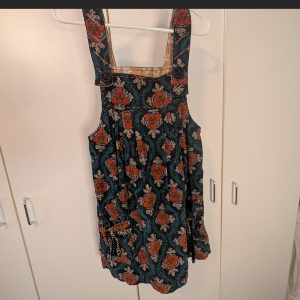 Floral Patterned Sleeveless Dress